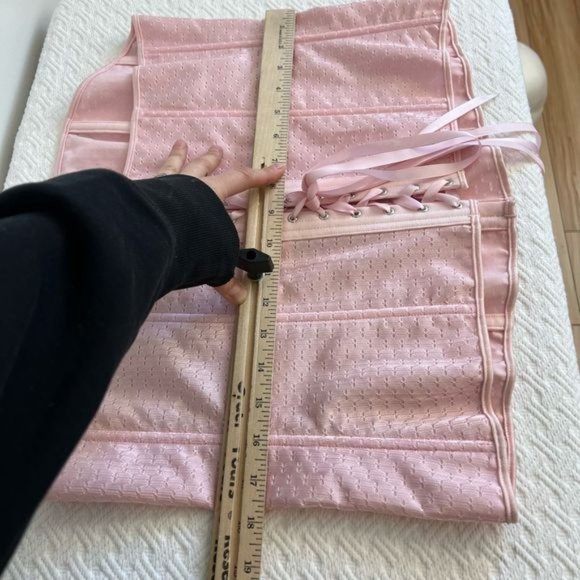 Vintage Pink Lace-Up Shapewear Corset - Picture 6 of 9